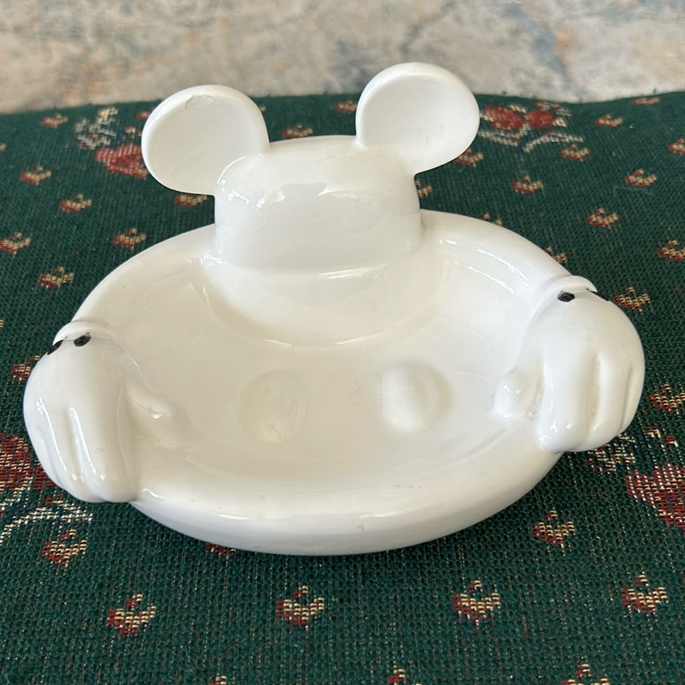 Disney vintage  kitchen Mickey soap dish ceramic 6“ x 4“